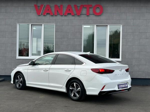 Hyundai Sonata VII (LF) Рестайлинг с пробегом 2017 года, цена 1 680 000 рублей, 168850 км, седан, Автокод Объявления