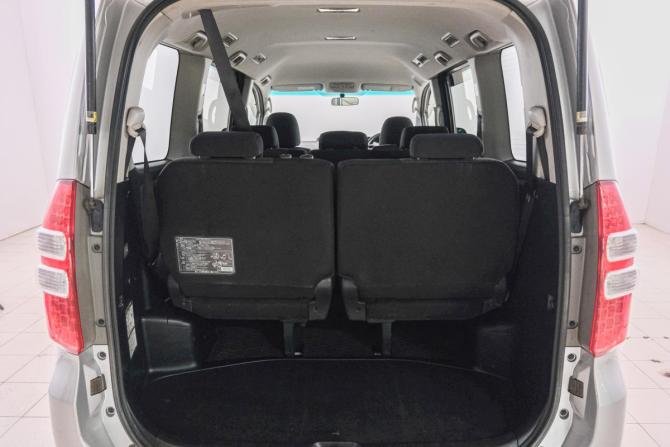 Toyota Noah II (R70) с пробегом 2010 года, цена 1 399 000 рублей, 235000 км, минивэн, Автокод Объявления