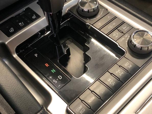Toyota Land Cruiser 200 Series Рестайлинг 2 с пробегом 2020 года, цена 8 250 900 рублей, 183000 км, внедорожник, Автокод Объявления