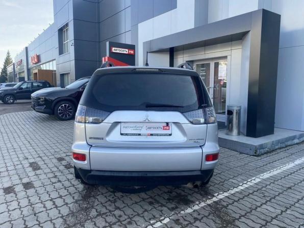 Mitsubishi Outlander II Рестайлинг с пробегом 2011 года, цена 970 000 рублей, 228687 км, внедорожник, Автокод Объявления