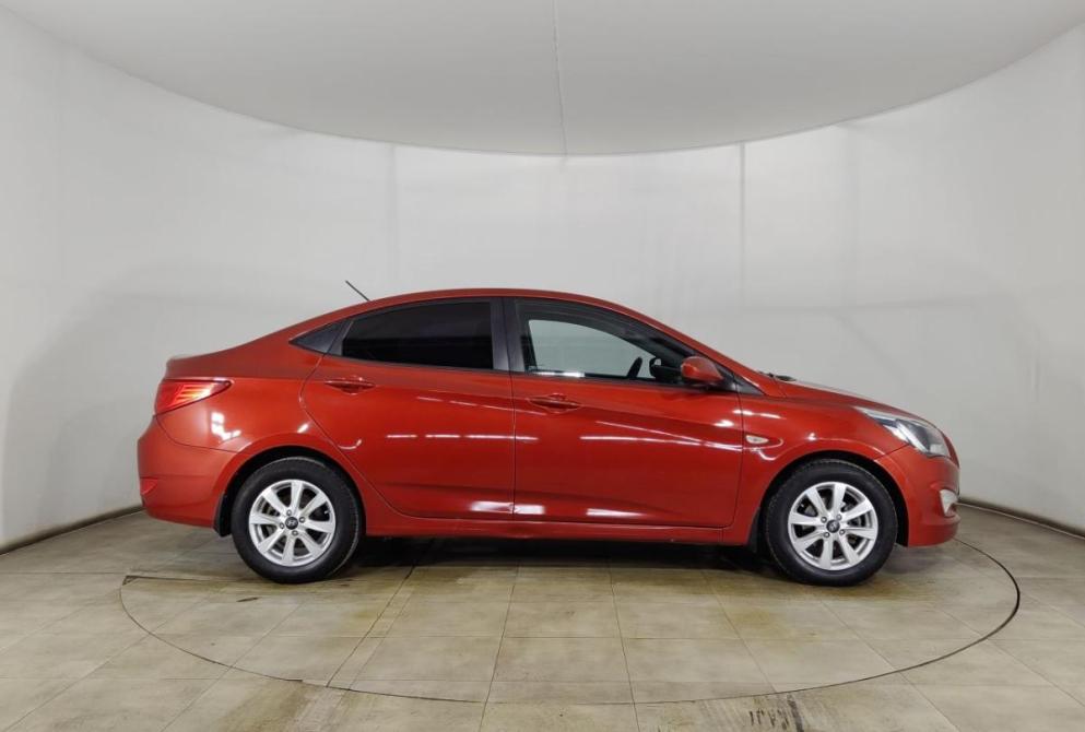 Hyundai Solaris I Волгоград  - изображение 4