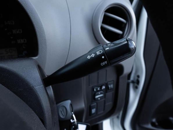 Daihatsu Boon II Рестайлинг с пробегом 2015 года, цена 633 200 рублей, 80108 км, хэтчбек, Автокод Объявления