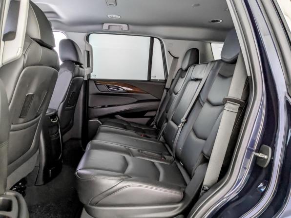 Cadillac Escalade IV с пробегом 2019 года, цена 4 755 000 рублей, 85142 км, внедорожник, Автокод Объявления