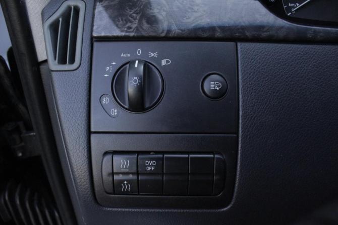 Mercedes-Benz Viano I (W639) Рестайлинг с пробегом 2011 года, цена 2 350 000 рублей, 330631 км, минивэн, Автокод Объявления