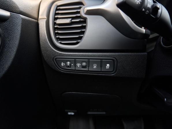 Kia Rio IV Рестайлинг с пробегом 2021 года, цена 1 850 800 рублей, 87470 км, хэтчбек, Автокод Объявления