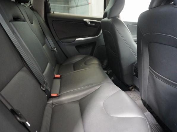 Volvo XC60 I Рестайлинг с пробегом 2015 года, цена 1 670 000 рублей, 356000 км, внедорожник, Автокод Объявления