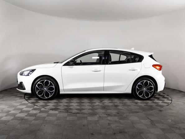 Ford Focus IV Рестайлинг (China Market) с пробегом 2021 года, цена 1 999 000 рублей, 50060 км, хэтчбек, Автокод Объявления