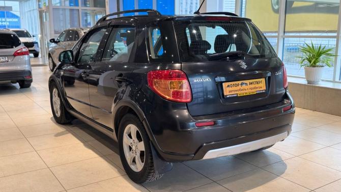 Suzuki SX4 I (Classic) Рестайлинг с пробегом 2010 года, цена 849 000 рублей, 215447 км, хэтчбек, Автокод Объявления