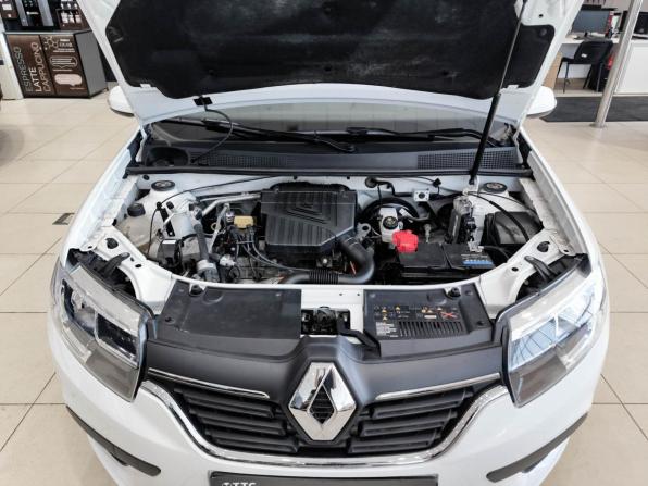 Renault Logan II Рестайлинг с пробегом 2021 года, цена 1 050 000 рублей, 56869 км, седан, Автокод Объявления