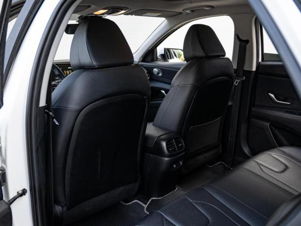 Hyundai Elantra VII (CN7) Рестайлинг с пробегом 2023 года, цена 2 089 000 рублей, 48671 км, седан, Автокод Объявления