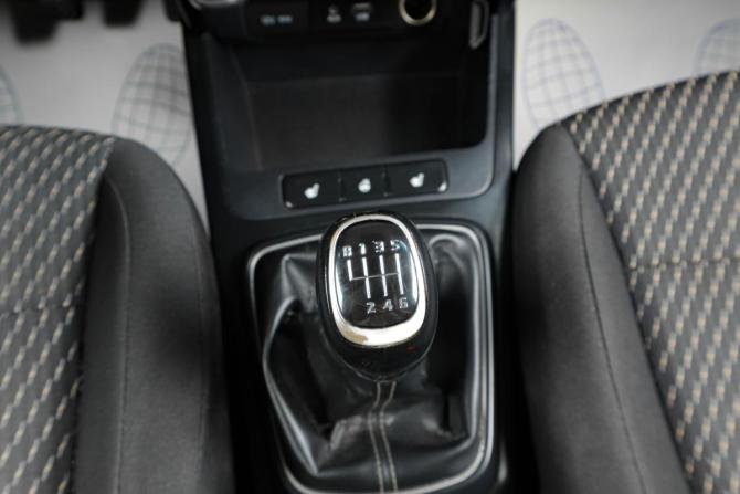 Kia Rio IV с пробегом 2018 года, цена 919 000 рублей, 193297 км, седан, Автокод Объявления