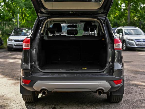 Ford Kuga II с пробегом 2015 года, цена 970 000 рублей, 260344 км, внедорожник, Автокод Объявления