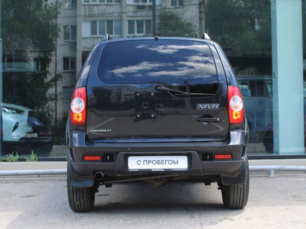 Chevrolet Niva I Рестайлинг с пробегом 2017 года, цена 667 000 рублей, 121243 км, внедорожник, Автокод Объявления