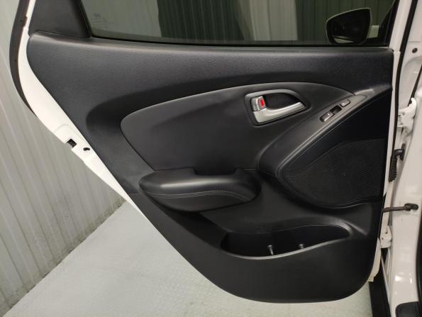 Hyundai ix35 I с пробегом 2013 года, цена 1 285 000 рублей, 128150 км, внедорожник, Автокод Объявления
