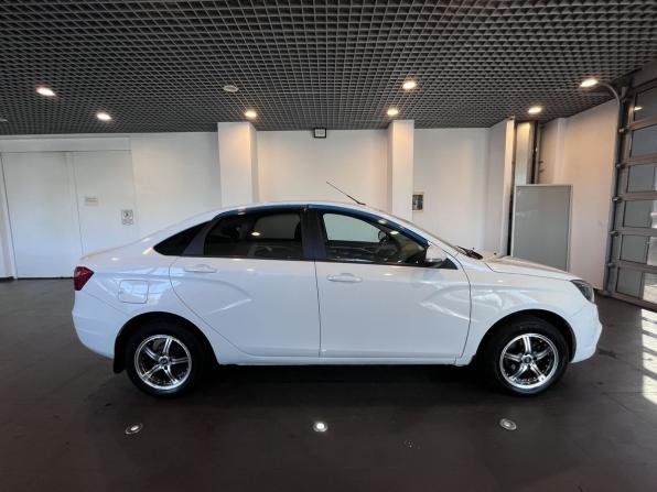Lada (ВАЗ) Vesta I с пробегом 2017 года, цена 890 000 рублей, 118766 км, седан, Автокод Объявления