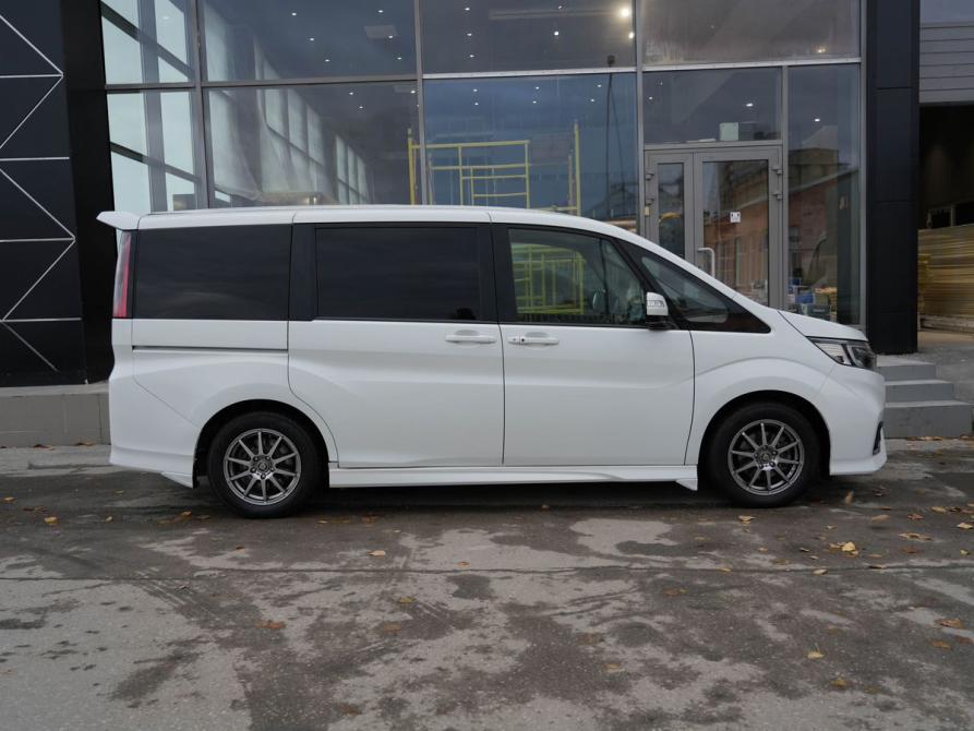 Honda Stepwgn V Рестайлинг Новосибирск  - изображение 4