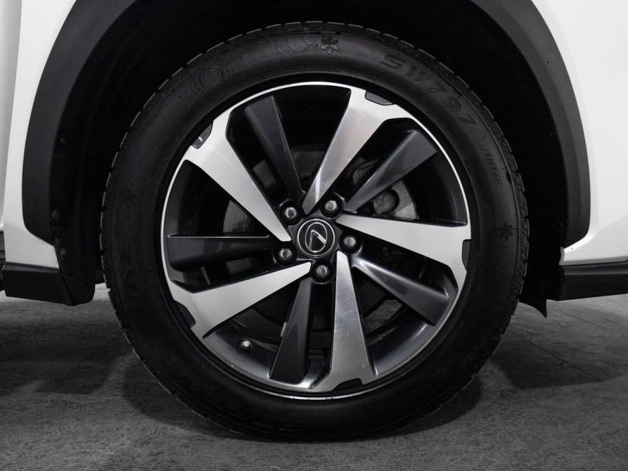 Lexus NX I Рестайлинг Иркутск  - изображение 23