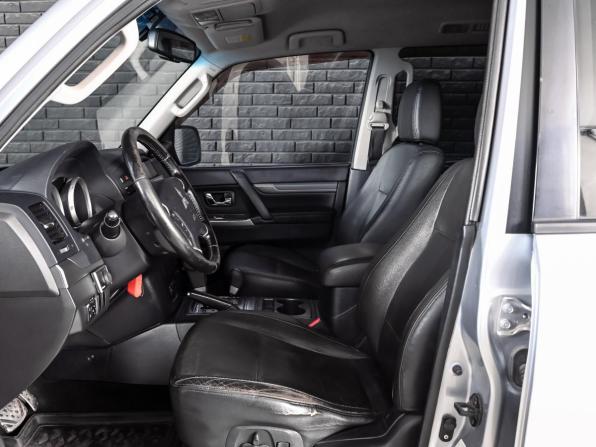 Mitsubishi Pajero IV Рестайлинг 1 с пробегом 2012 года, цена 2 080 000 рублей, 251478 км, внедорожник, Автокод Объявления