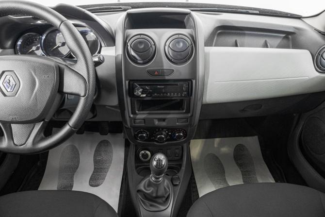 Renault Duster I Рестайлинг с пробегом 2019 года, цена 1 049 000 рублей, 117400 км, внедорожник, Автокод Объявления