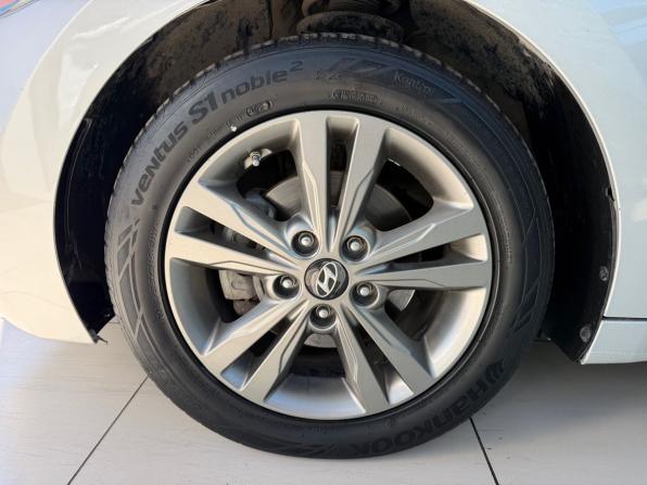Hyundai Elantra VI (AD) с пробегом 2016 года, цена 1 150 000 рублей, 129050 км, седан, Автокод Объявления