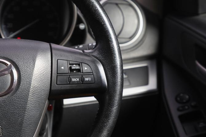 Mazda Axela II с пробегом 2013 года, цена 1 029 000 рублей, 125000 км, хэтчбек, Автокод Объявления