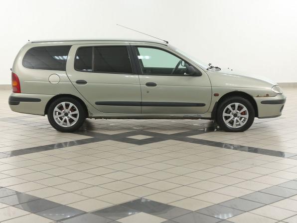 Renault Megane I Рестайлинг с пробегом 2000 года, цена 224 000 рублей, 242000 км, универсал, Автокод Объявления