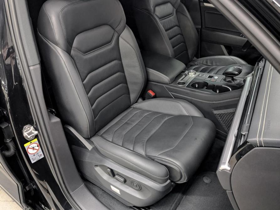 Volkswagen Touareg III Москва  - изображение 22