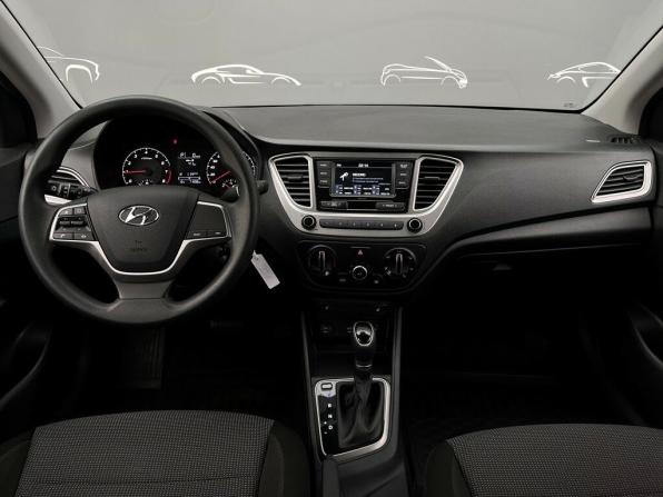 Hyundai Solaris II Рестайлинг с пробегом 2021 года, цена 1 532 400 рублей, 71558 км, седан, Автокод Объявления