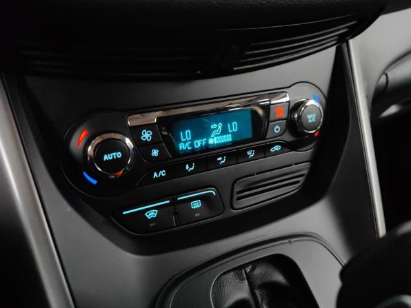 Ford Kuga II с пробегом 2013 года, цена 1 068 000 рублей, 133141 км, внедорожник, Автокод Объявления