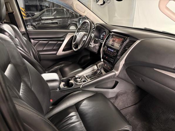 Mitsubishi Pajero Sport III с пробегом 2019 года, цена 3 120 000 рублей, 130767 км, внедорожник, Автокод Объявления