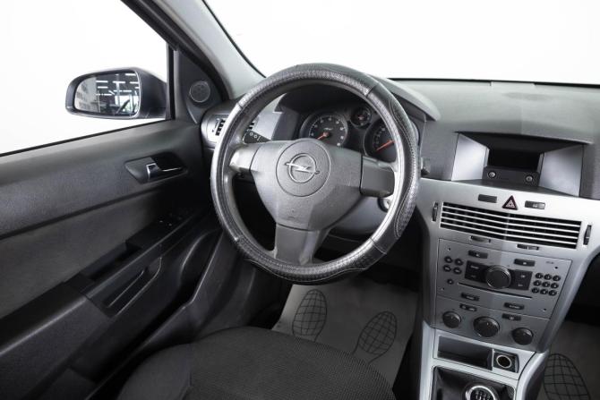 Opel Astra H Рестайлинг с пробегом 2011 года, цена 729 000 рублей, 248000 км, универсал, Автокод Объявления