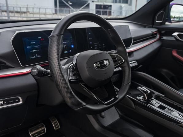 Geely Coolray I Рестайлинг с пробегом 2024 года, цена 2 399 000 рублей, 24000 км, внедорожник, Автокод Объявления