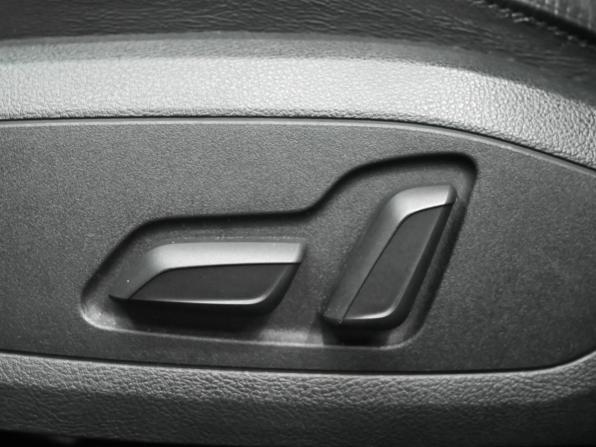 Audi A4 V (B9) Рестайлинг с пробегом 2021 года, цена 3 380 000 рублей, 74352 км, седан, Автокод Объявления