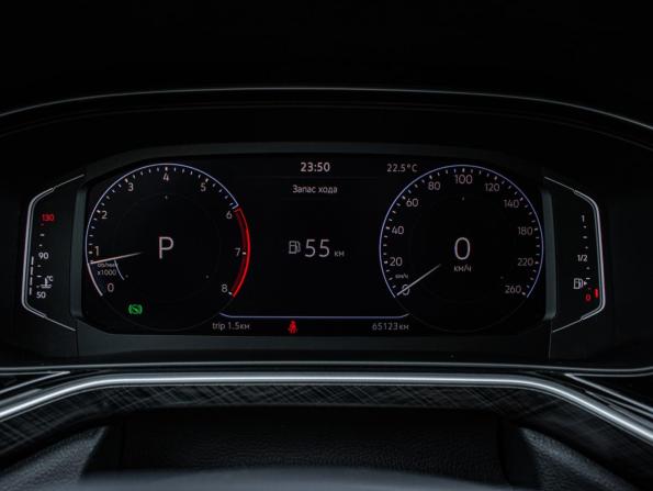 Volkswagen Polo VI с пробегом 2021 года, цена 1 599 000 рублей, 65121 км, лифтбек, Автокод Объявления