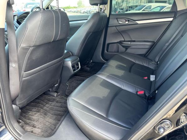 Honda Civic X с пробегом 2018 года, цена 1 815 000 рублей, 98900 км, седан, Автокод Объявления