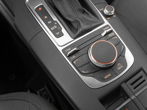 Audi A3 III (8V) с пробегом 2013 года, цена 1 340 000 рублей, 158682 км, хэтчбек, Автокод Объявления