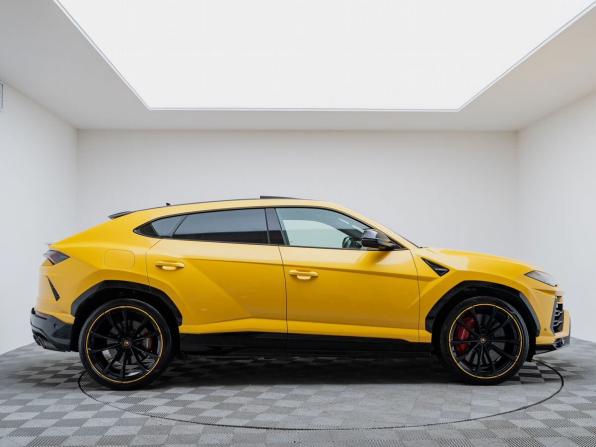 Lamborghini Urus I с пробегом 2022 года, цена 29 800 000 рублей, 21552 км, внедорожник, Автокод Объявления