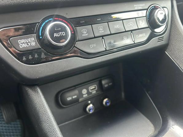 Kia Niro I с пробегом 2018 года, цена 1 627 500 рублей, 113845 км, внедорожник, Автокод Объявления