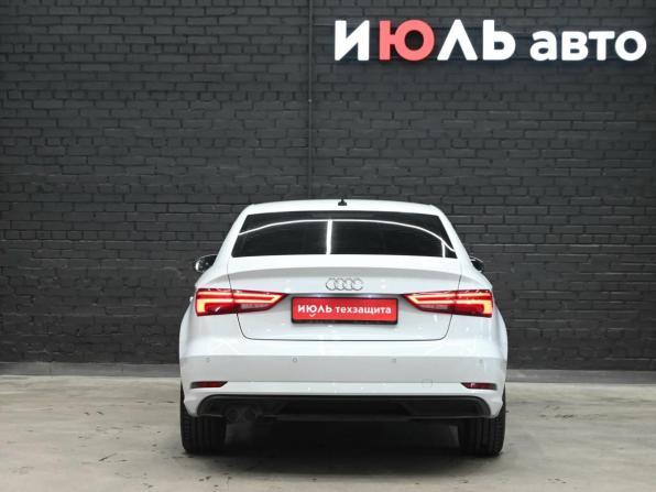 Audi A3 III (8V) Рестайлинг с пробегом 2019 года, цена 1 970 000 рублей, 134023 км, седан, Автокод Объявления