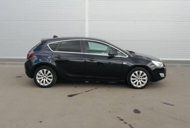 Opel Astra J Рестайлинг с пробегом 2012 года, цена 760 000 рублей, 151800 км, хэтчбек, Автокод Объявления
