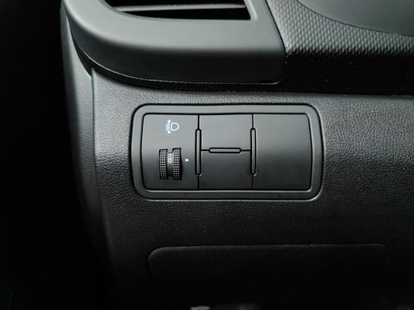 Hyundai Solaris I Рестайлинг с пробегом 2015 года, цена 909 000 рублей, 164506 км, седан, Автокод Объявления