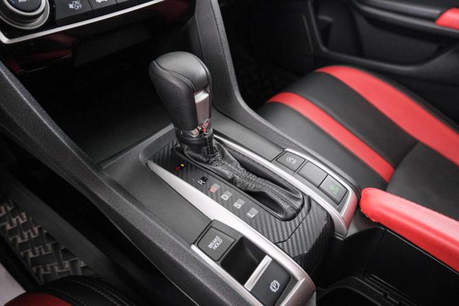 Honda Civic X с пробегом 2021 года, цена 2 259 000 рублей, 72000 км, седан, Автокод Объявления