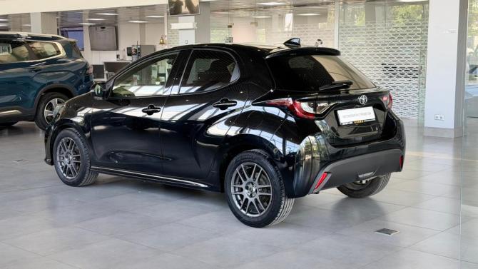 Toyota Yaris IV с пробегом 2020 года, цена 1 045 000 рублей, 93000 км, хэтчбек, Автокод Объявления