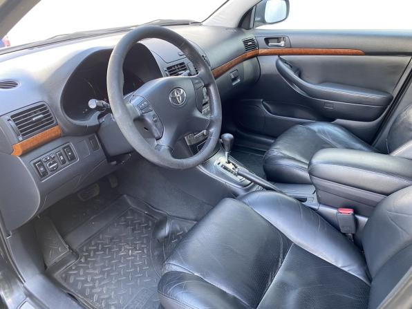 Toyota Avensis II Рестайлинг с пробегом 2006 года, цена 550 000 рублей, 334465 км, седан, Автокод Объявления
