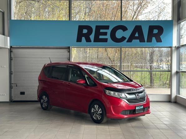 Honda Freed II с пробегом 2018 года, цена 1 610 000 рублей, 67117 км, компактвэн, Автокод Объявления