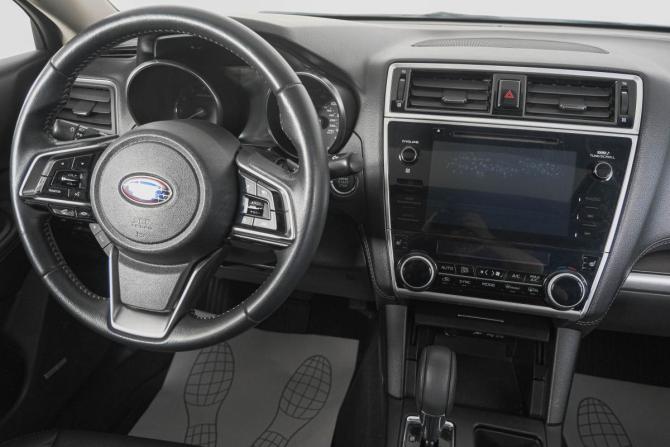 Subaru Legacy VI Рестайлинг с пробегом 2019 года, цена 2 849 000 рублей, 49000 км, седан, Автокод Объявления