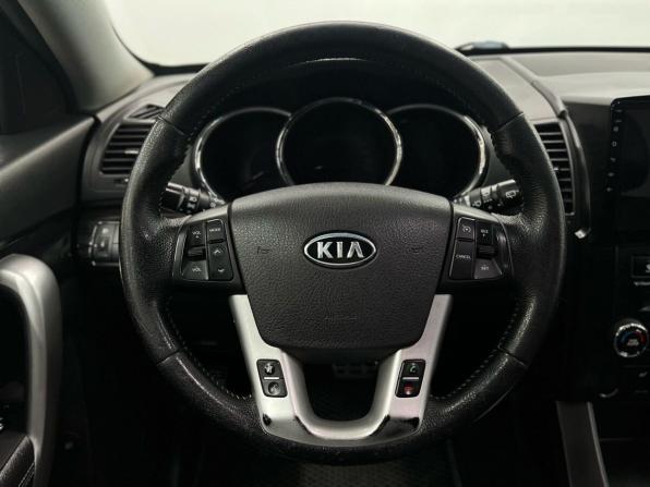 Kia Sorento II с пробегом 2012 года, цена 1 499 900 рублей, 243380 км, внедорожник, Автокод Объявления