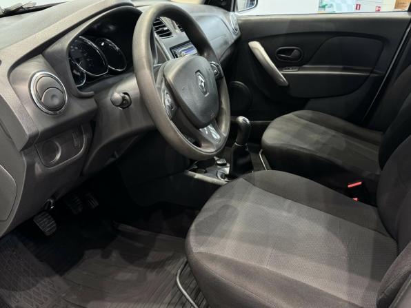 Renault Sandero II с пробегом 2016 года, цена 820 000 рублей, 124451 км, хэтчбек, Автокод Объявления
