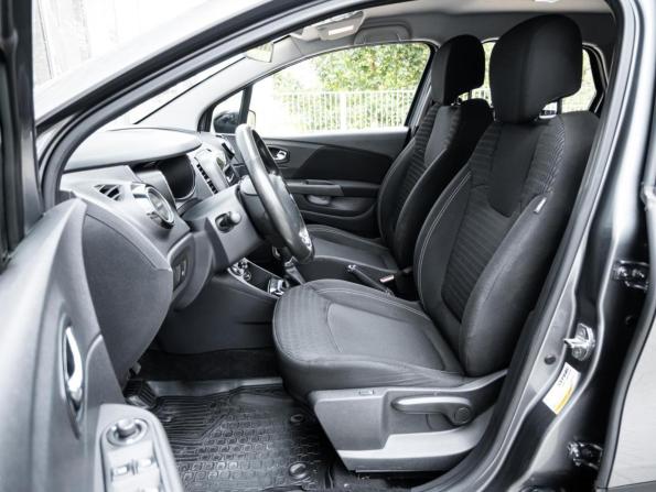 Renault Kaptur I с пробегом 2017 года, цена 1 565 000 рублей, 98450 км, внедорожник, Автокод Объявления