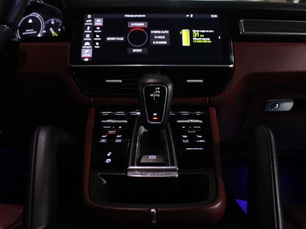 Porsche Cayenne III с пробегом 2018 года, цена 6 499 000 рублей, 159679 км, внедорожник, Автокод Объявления